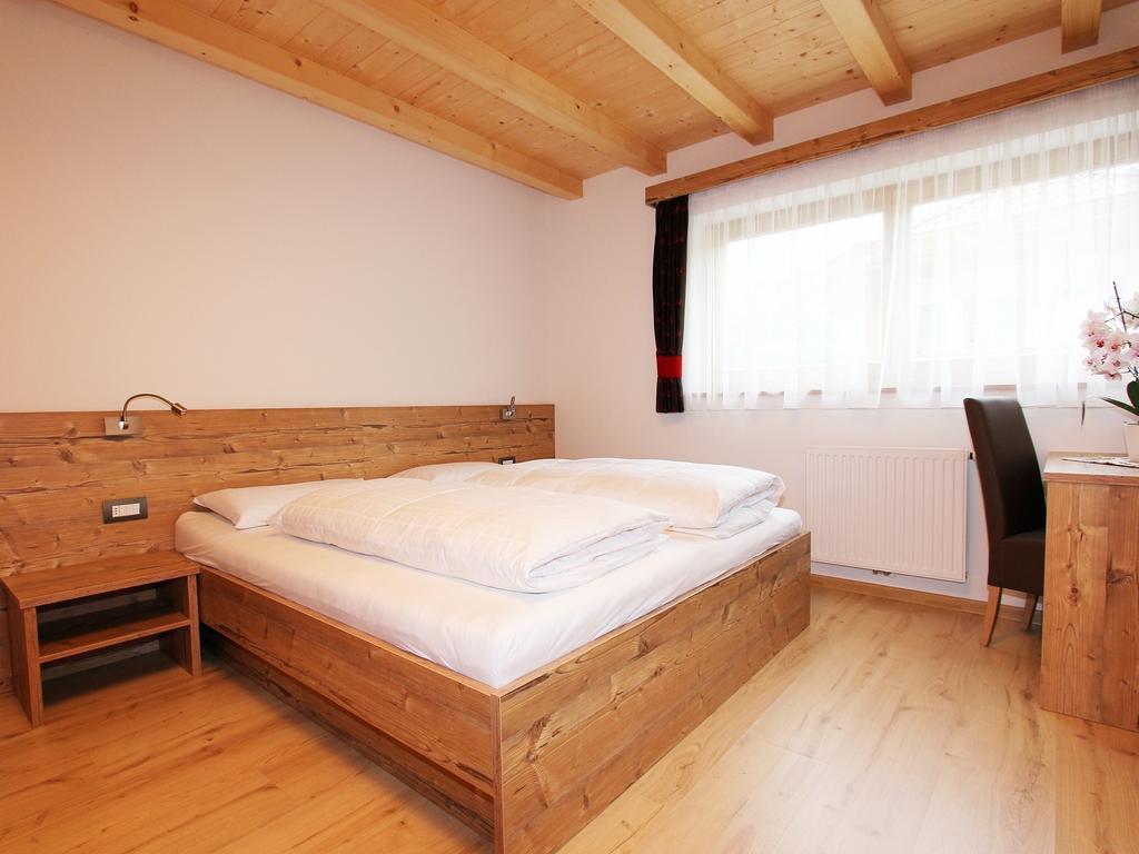 Villa Hilde San Cassiano  Room photo